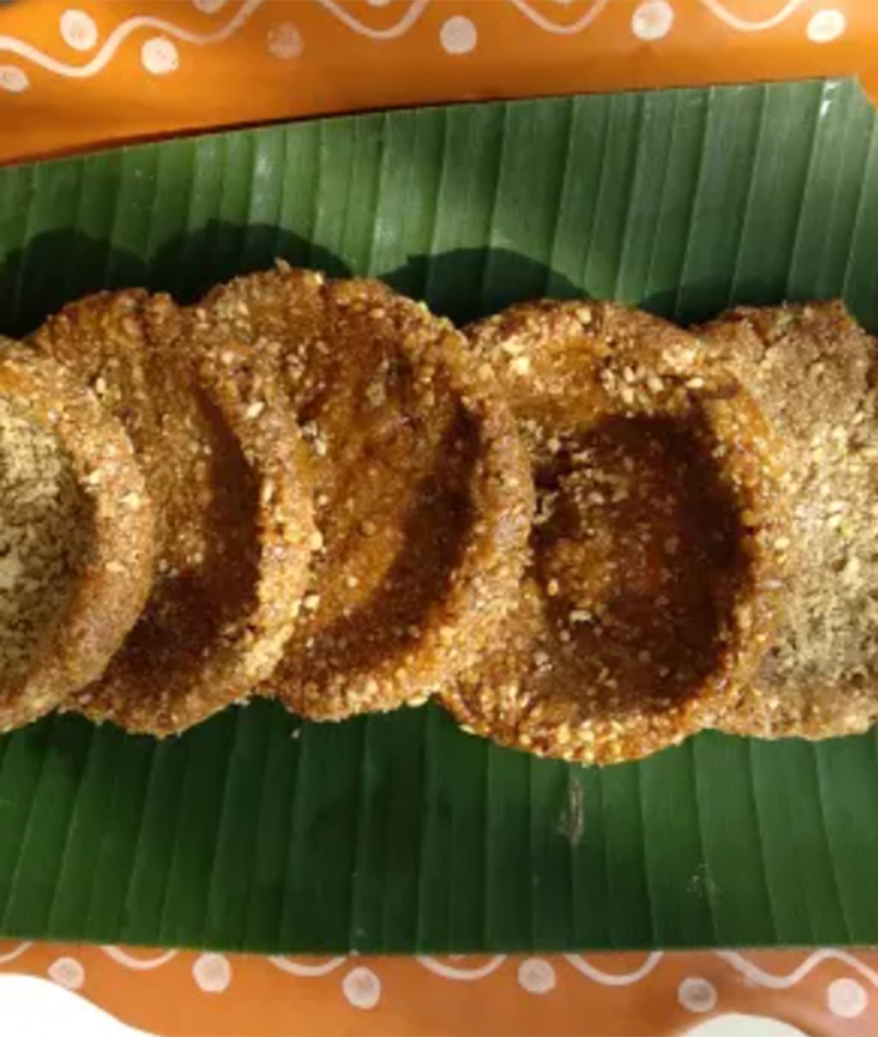 Deep Jee Tilkut Bhandar - Logo