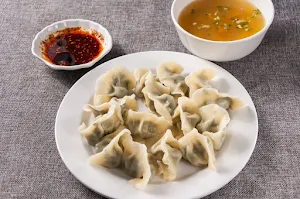Deep Yummy Momos - Cover photo