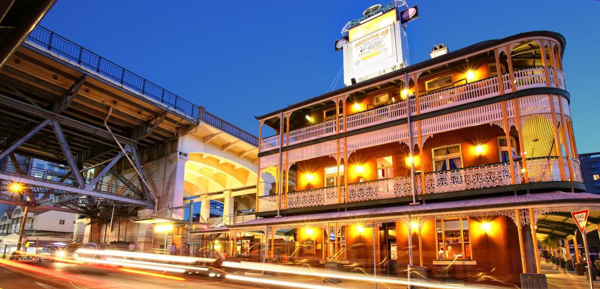 Deery's @ The Story Bridge Hotel - Logo