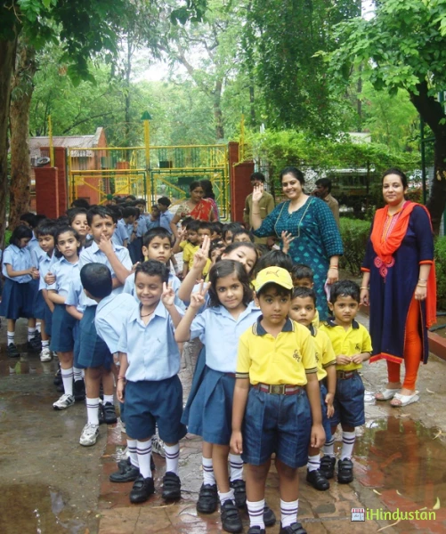 DEFENCE PUBLIC SCHOOL SECTION 6, VIDYADHAR NAGAR, - Logo