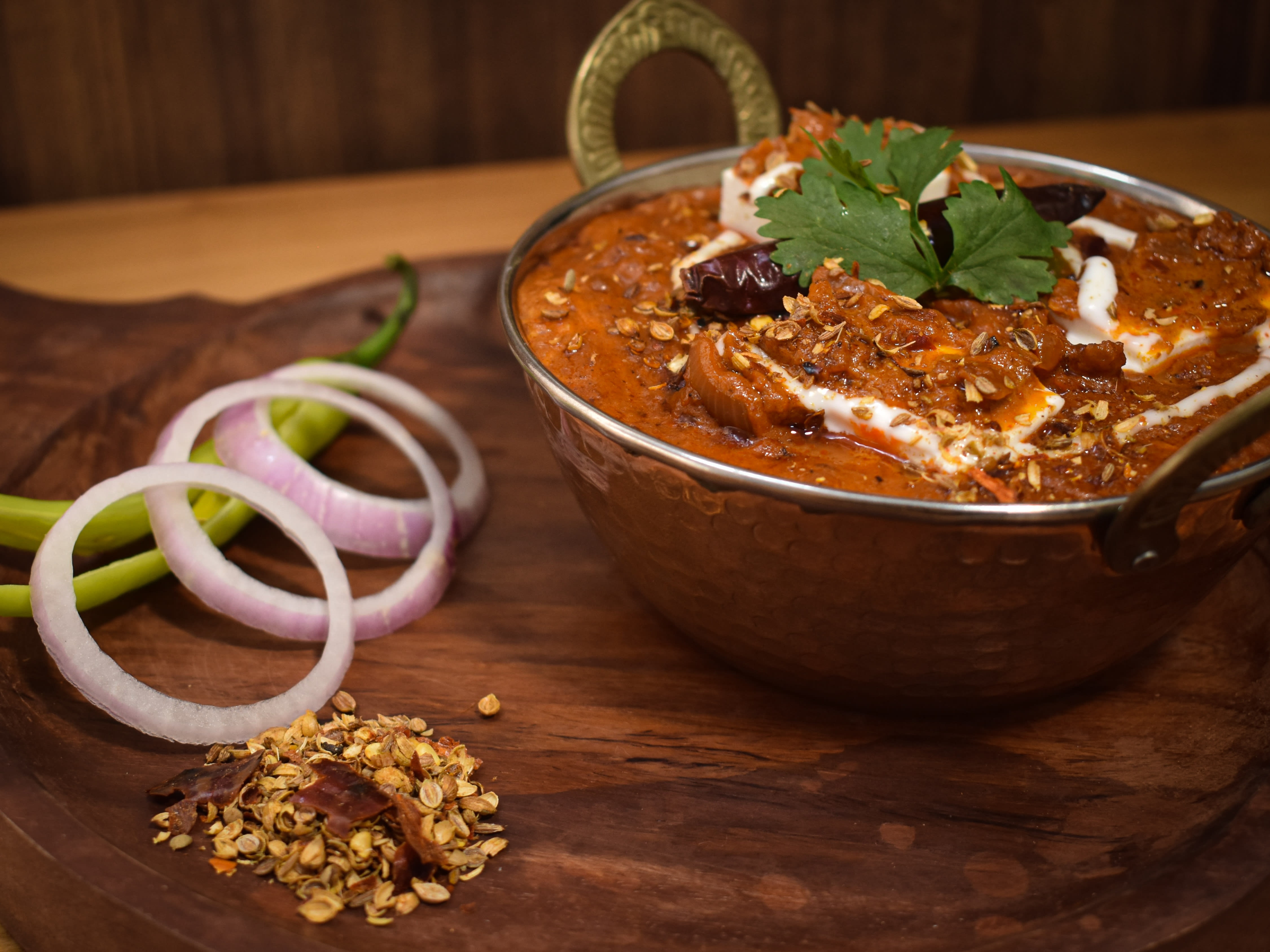 Delhi Belly - Logo