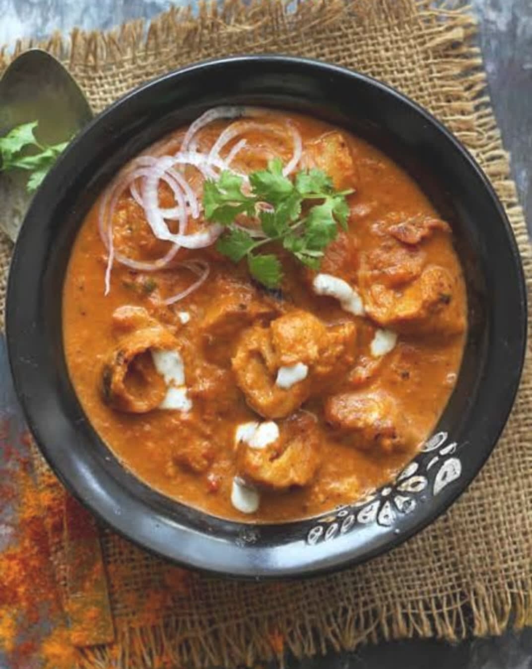 Delhi Belly - Logo
