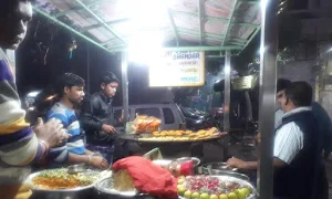 Delhi Chaat Bhandar - Logo