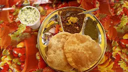 Delhi Chole Bhature - Logo