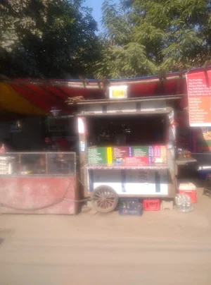 Delhi Food Court - Logo