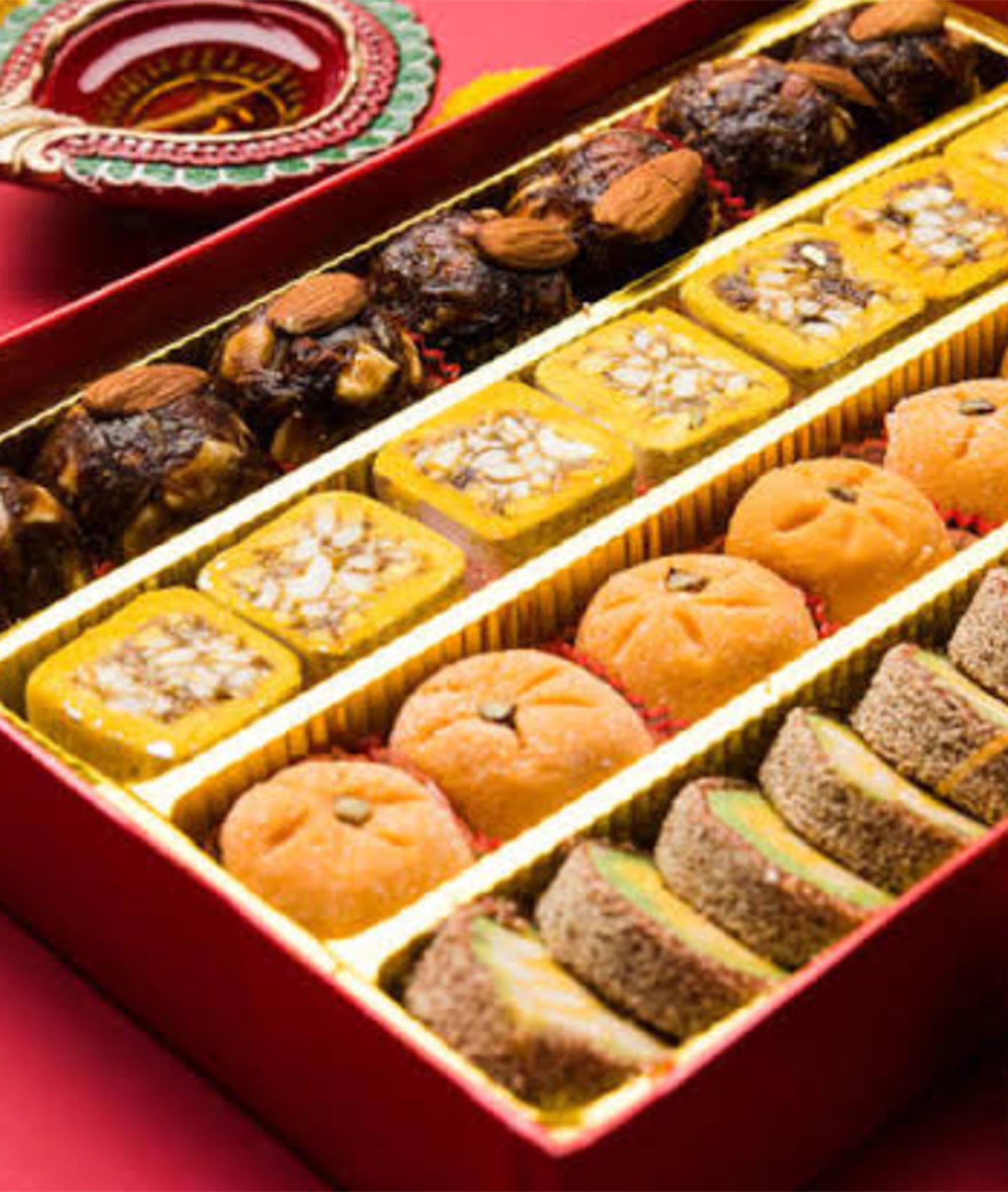 Delhi Mithai Wala - Logo