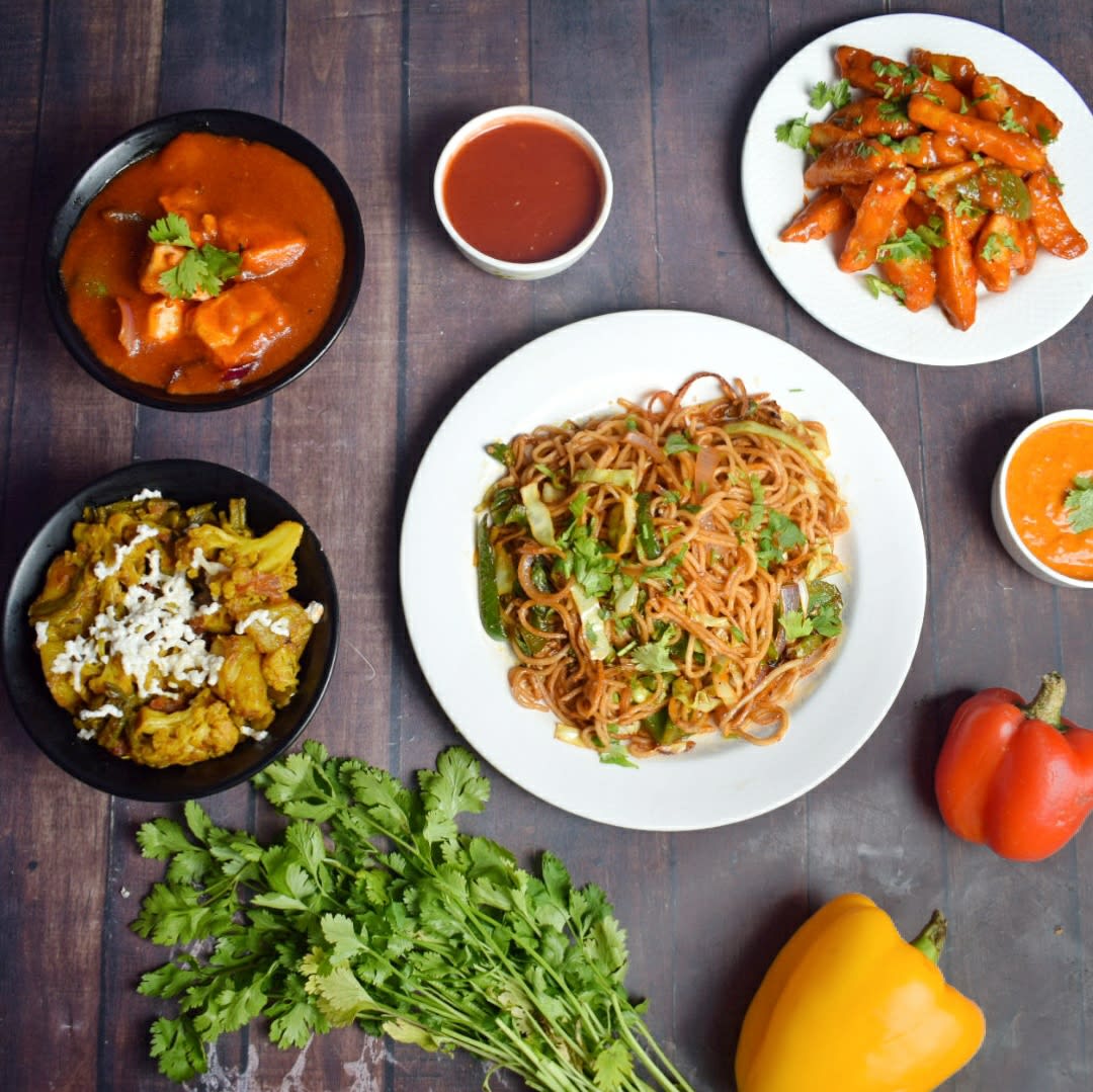 Delhi Noida food corner - Logo