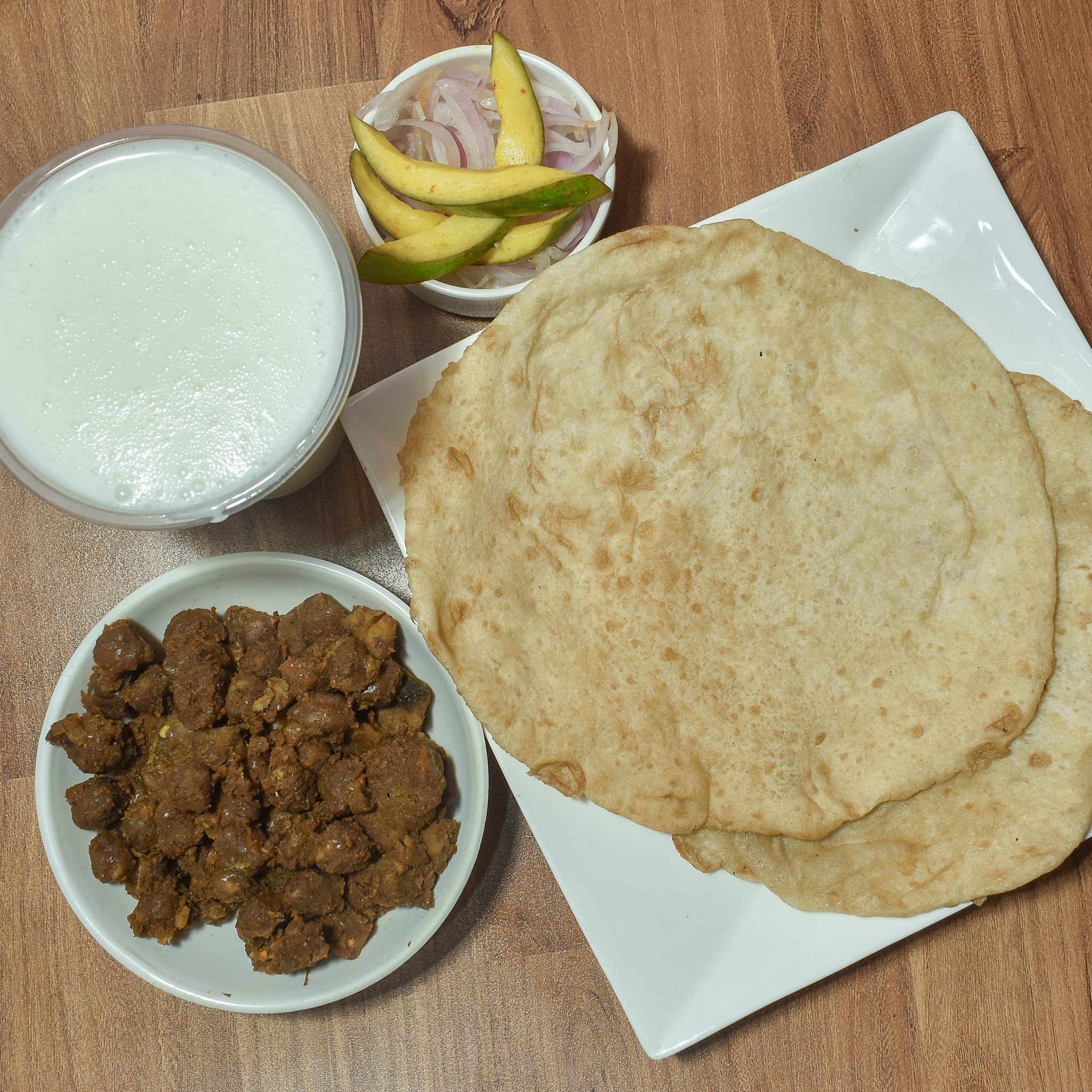 Delhi pahadganj k spl. channe bhature - Logo