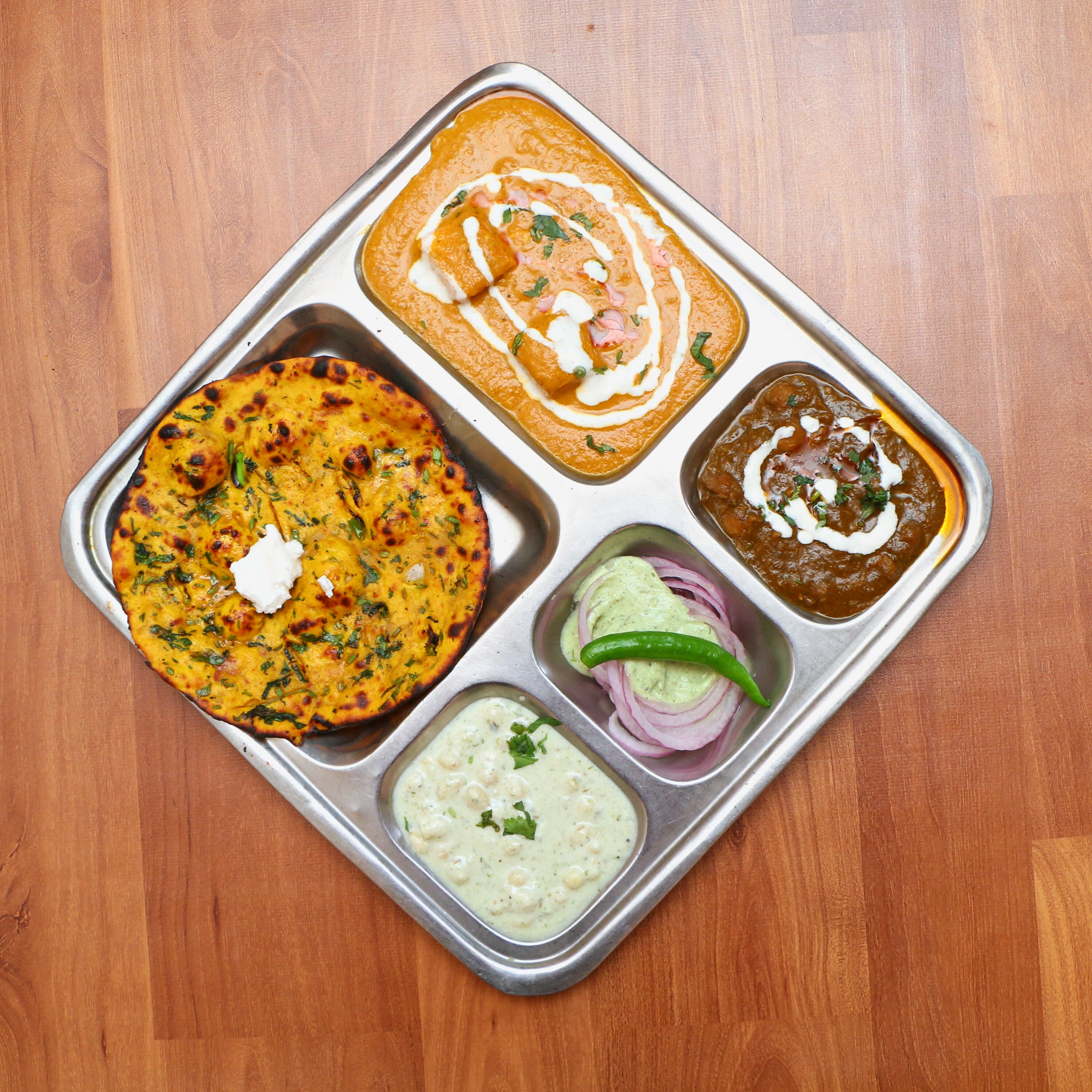 Delhi walon Ki Mashhoor Rasoi - Logo