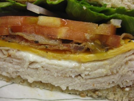 Delicatessen Gus &a; Maria&s;s - Logo