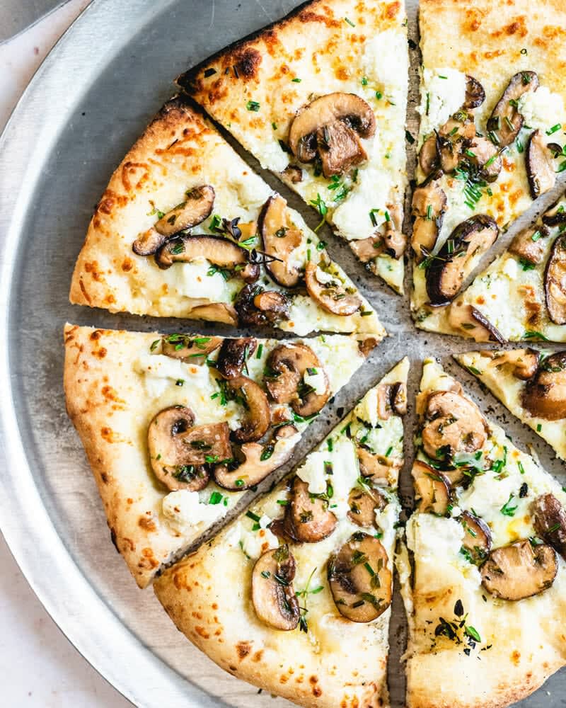 Delicious Pizza - Logo