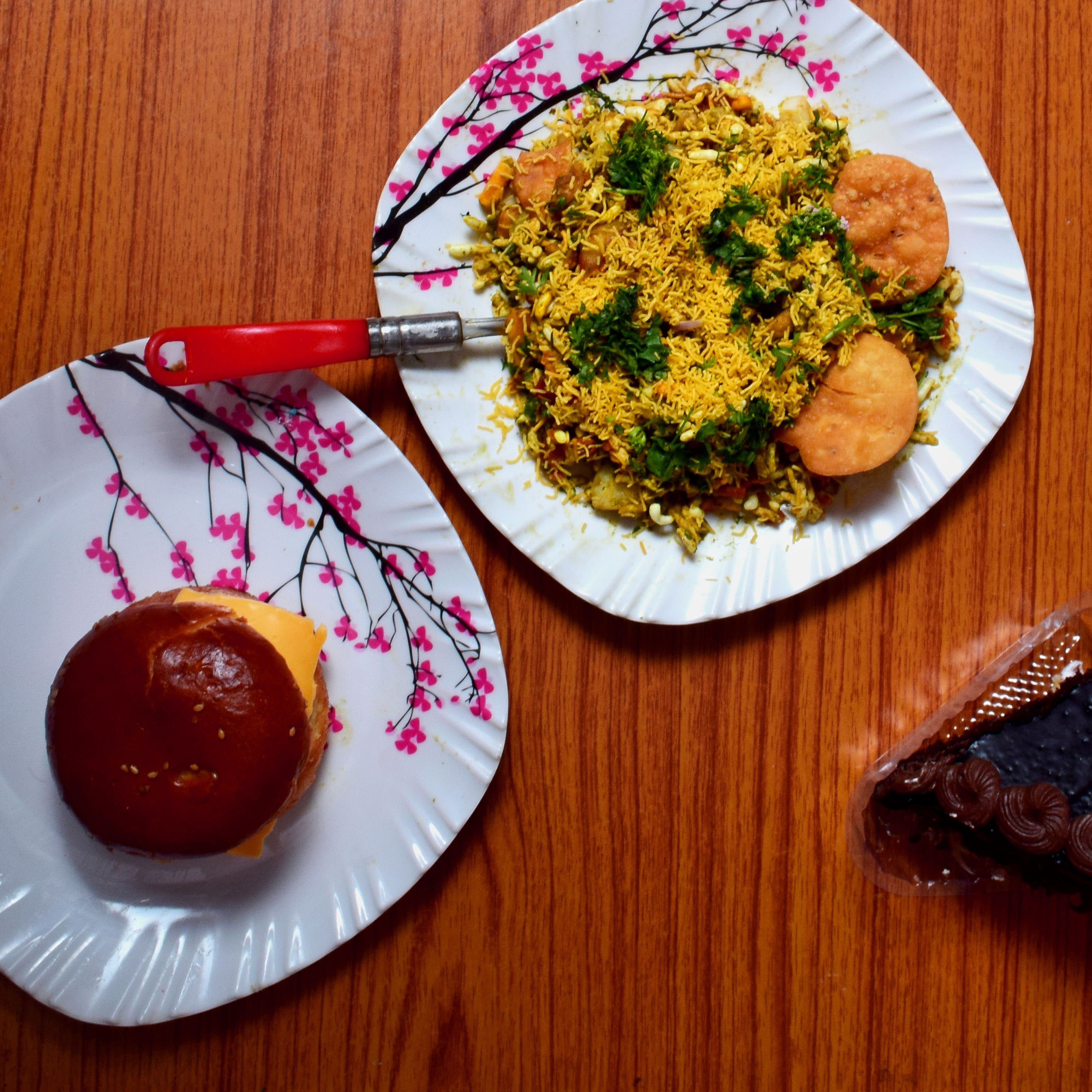 Delite foods And Cake - Logo