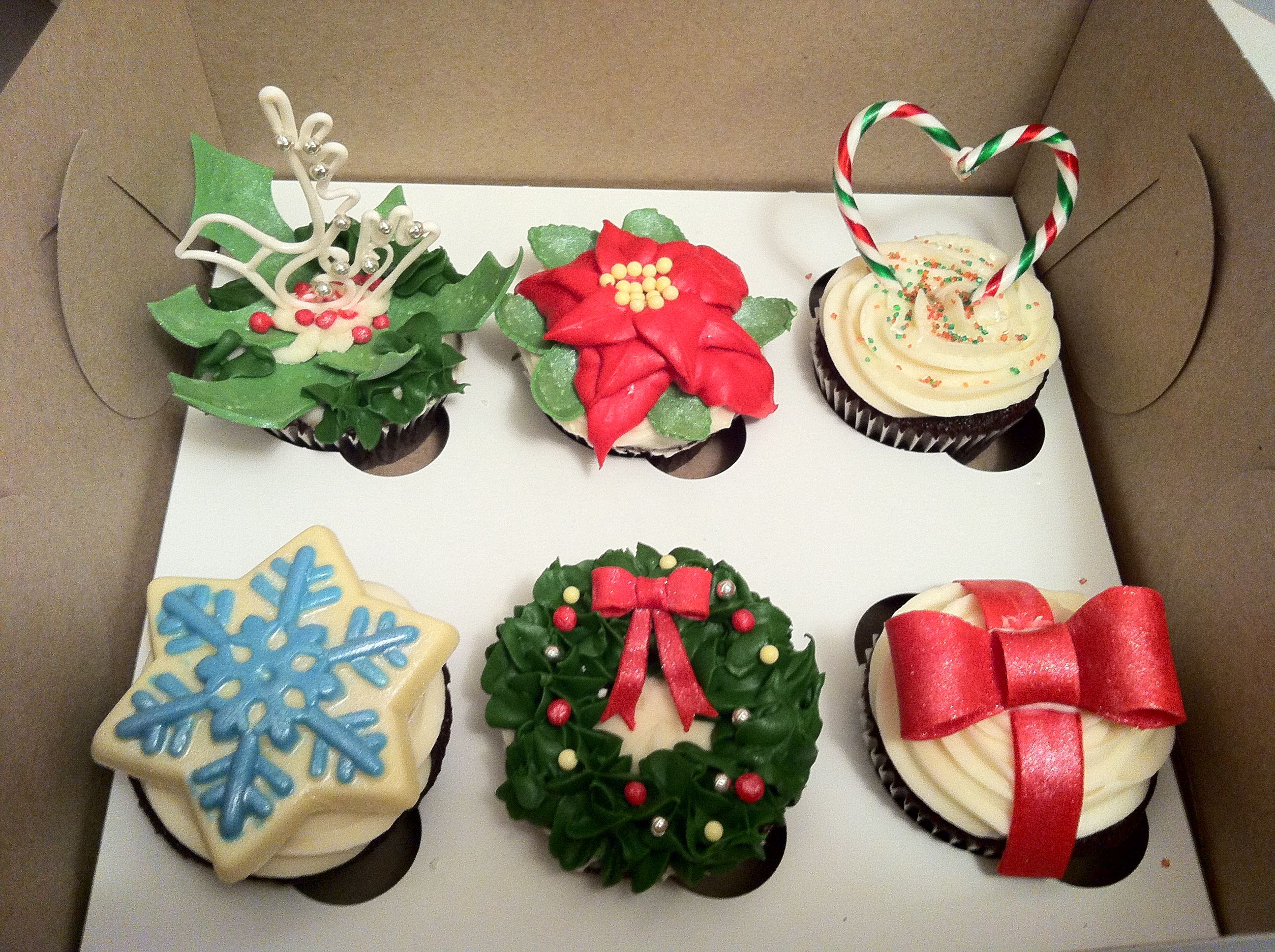 De Lux Cupcakes - Logo