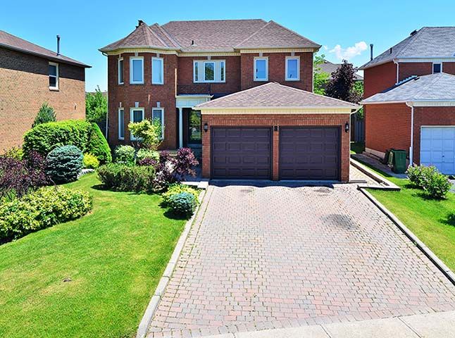 Denny Finelli - Royal Lepage Maximum Realty - Cover photo