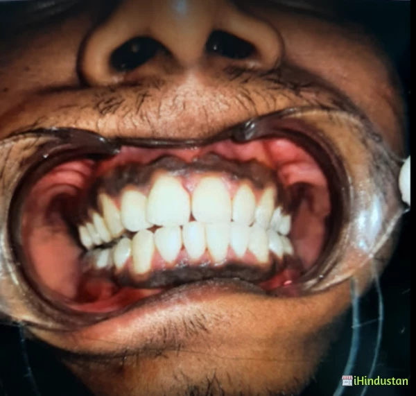 DENTAL HOUSE & IMPLANT (dental clinic) - Logo