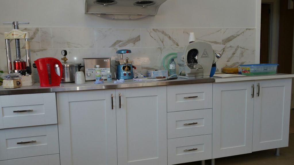 Denture Clinic - Cover photo