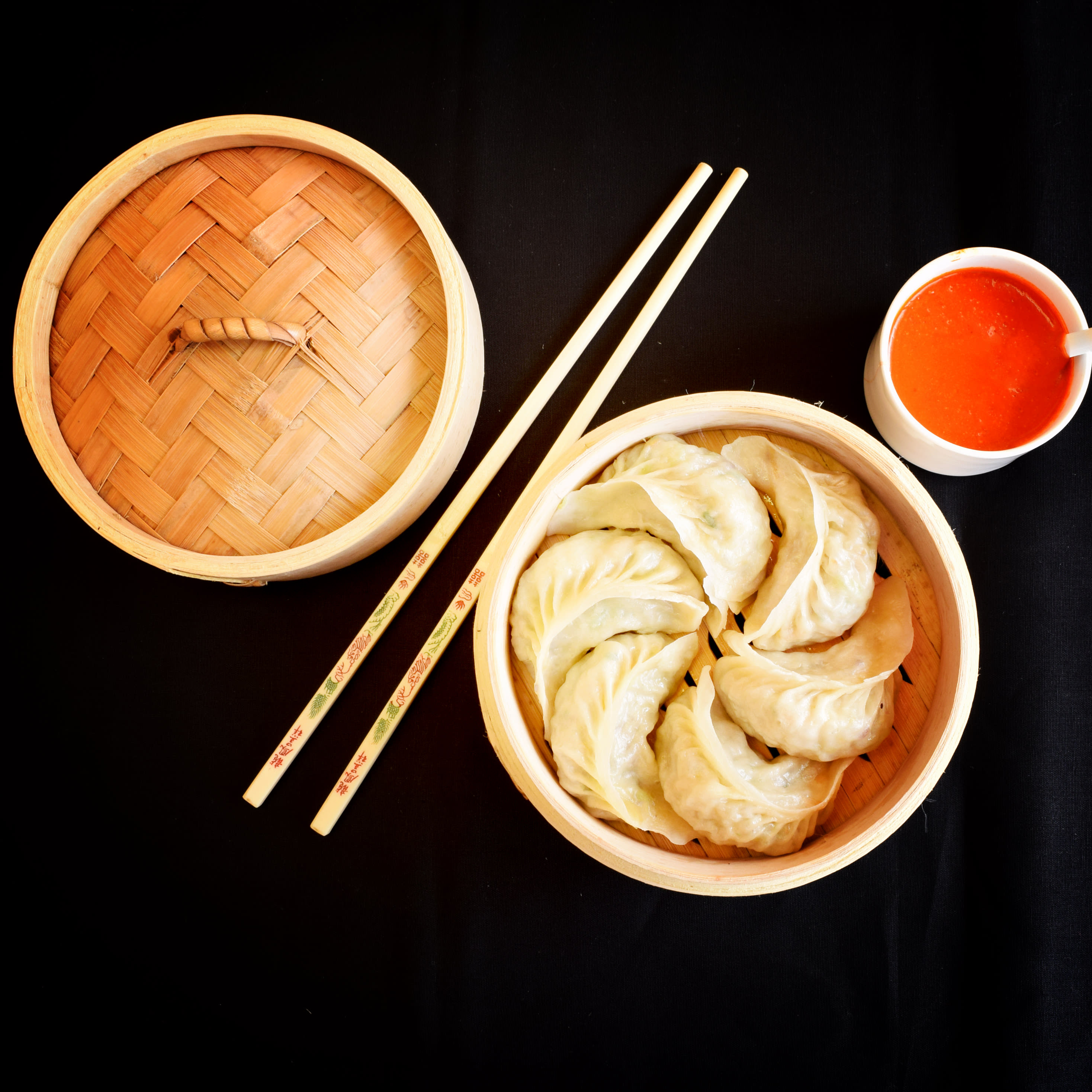 Denzong Kitchen-Golfgreen - Logo