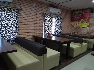 De Pizzeria - Cover photo