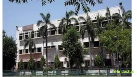 Derabis College - Logo