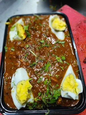 Desi Handi - Logo