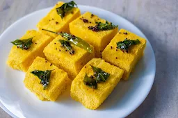 Deshi Bhanu - Logo