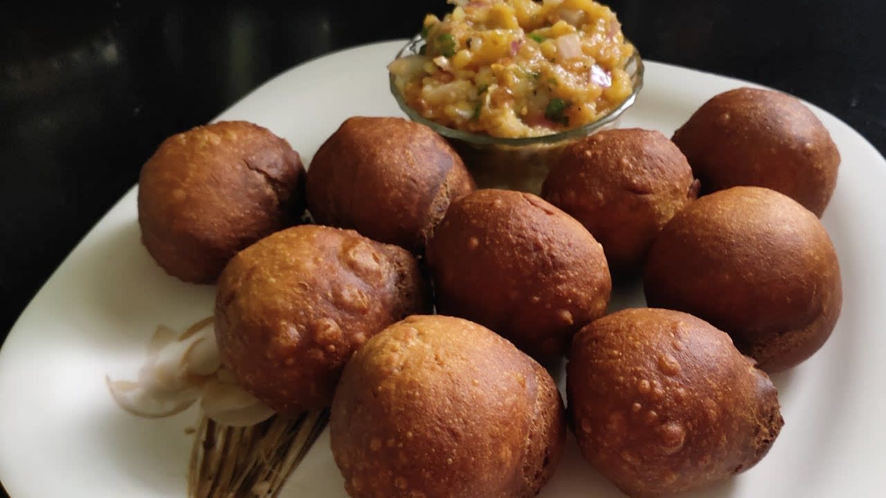 Desi Litti Chokha - Logo