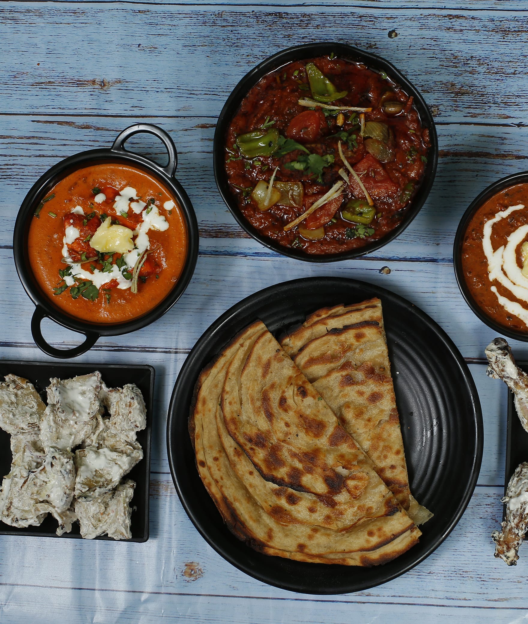 Desi Tandoor - Logo