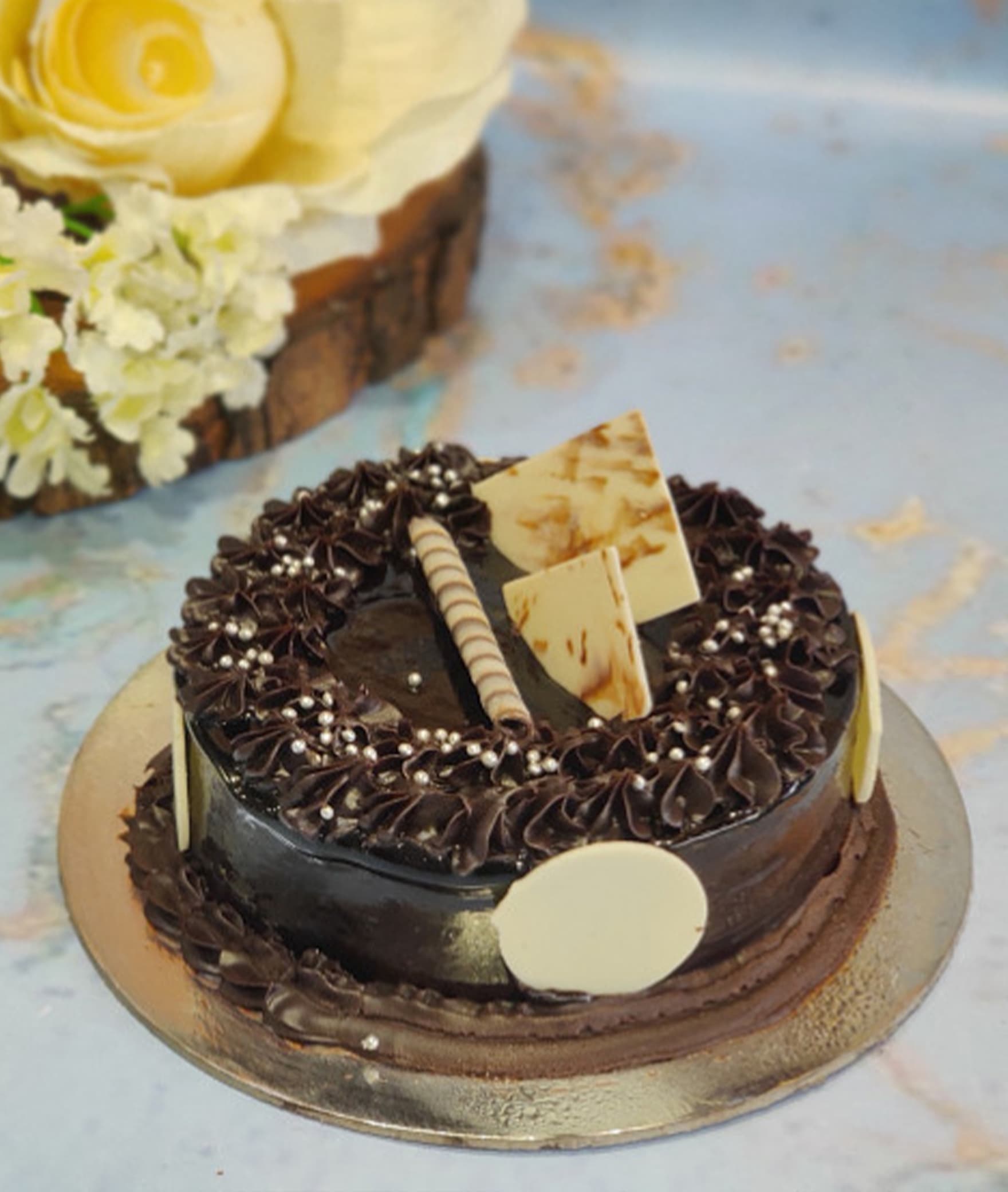 Desserts & More - Logo
