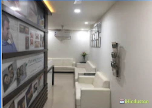 Dev Dental Clinic - Logo
