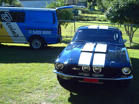 Devin's Windscreens - Logo
