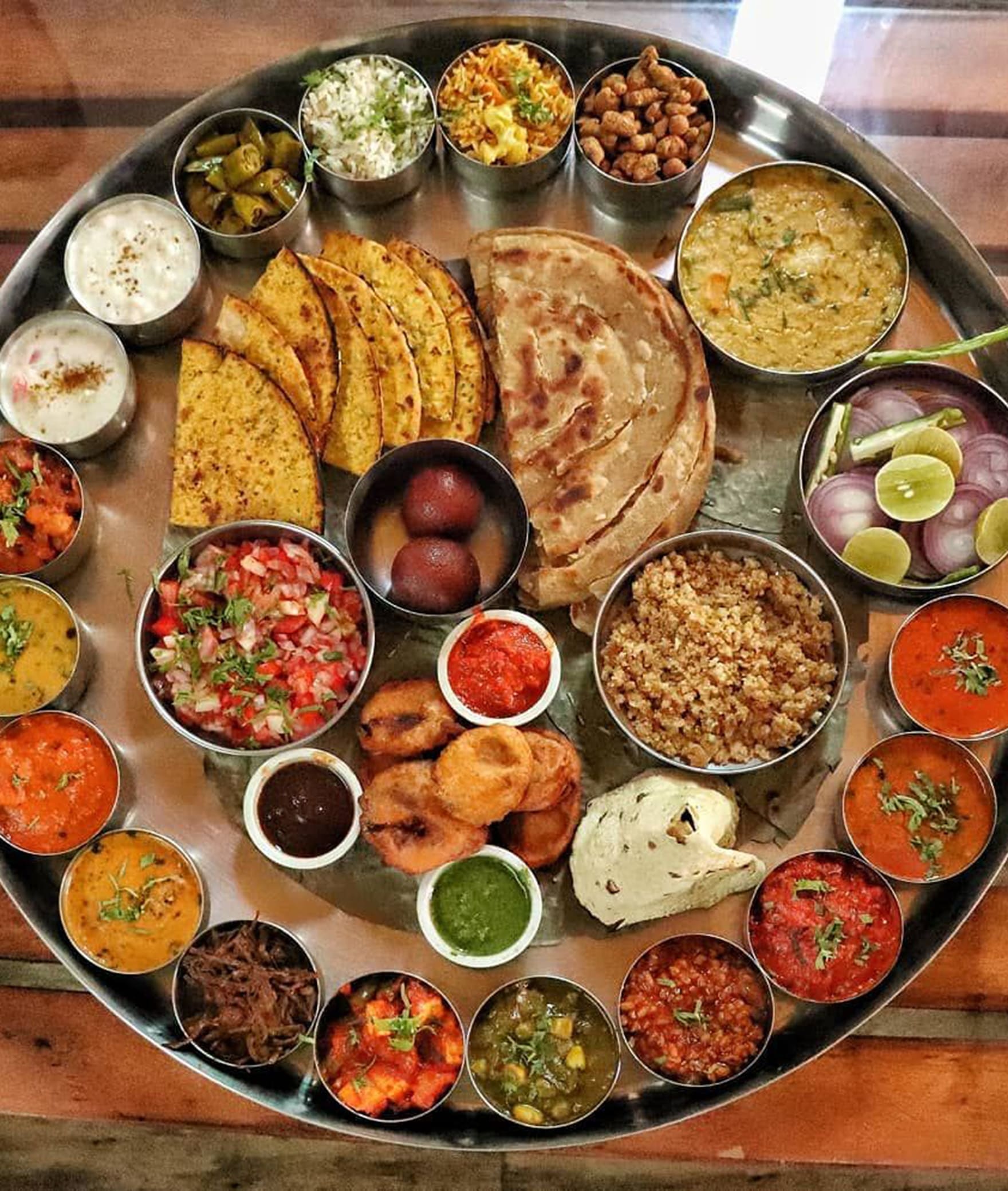 Dhamakka Indian Curry N Grill - Logo