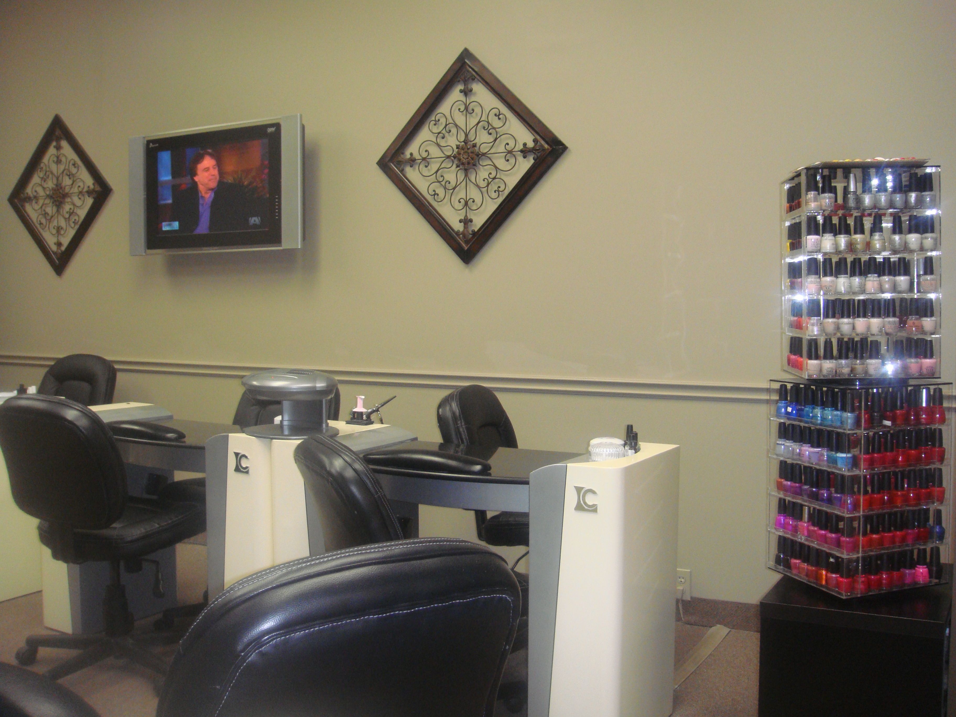 Diamond Nails - Logo