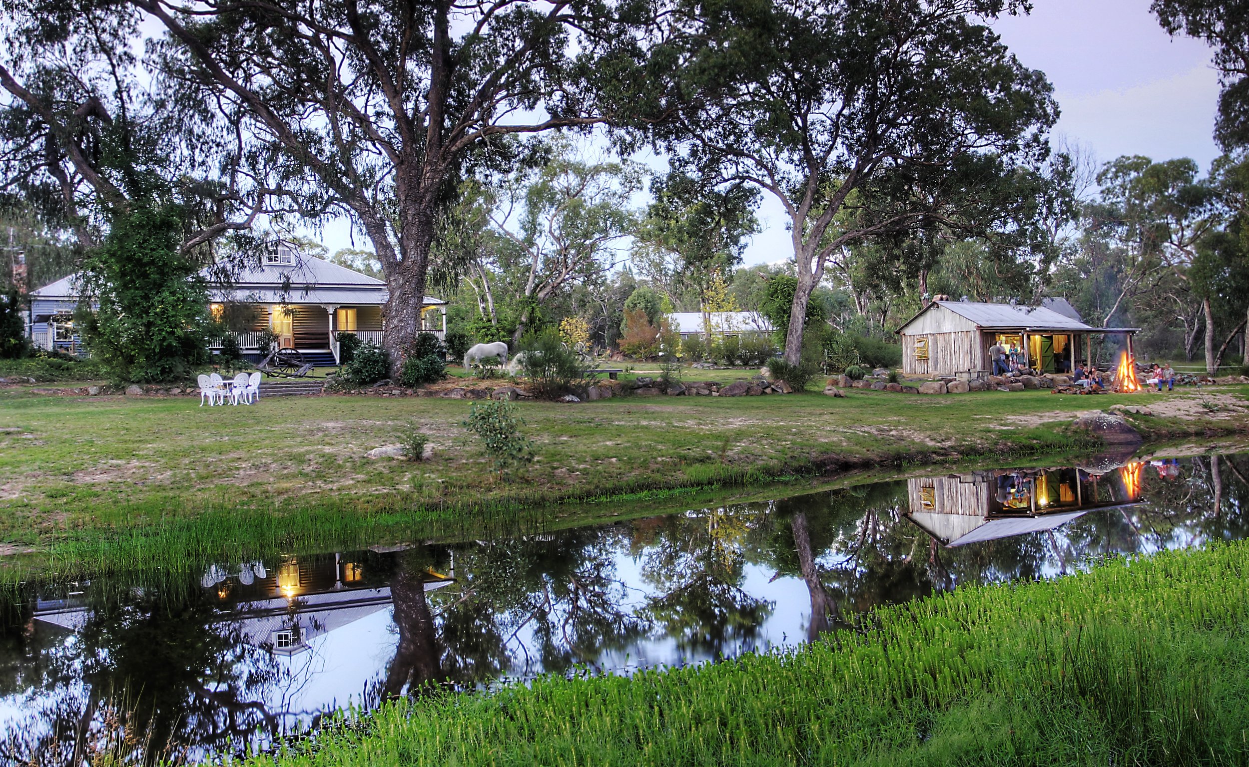 Diamondvale Cottages - Logo