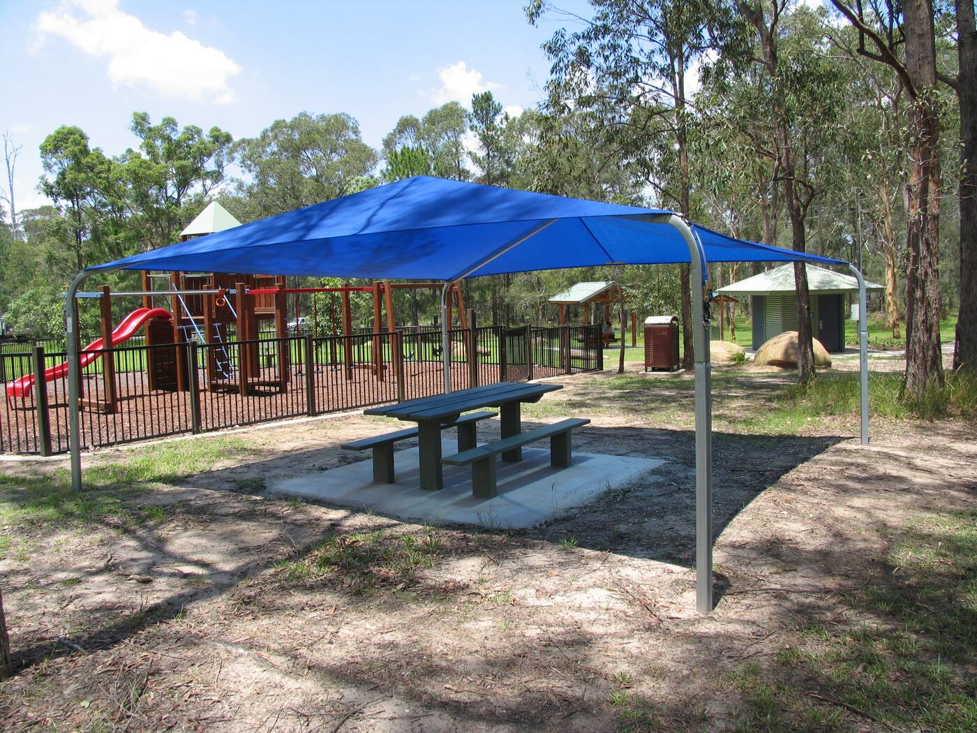 Didja Express Shade Shed - Logo