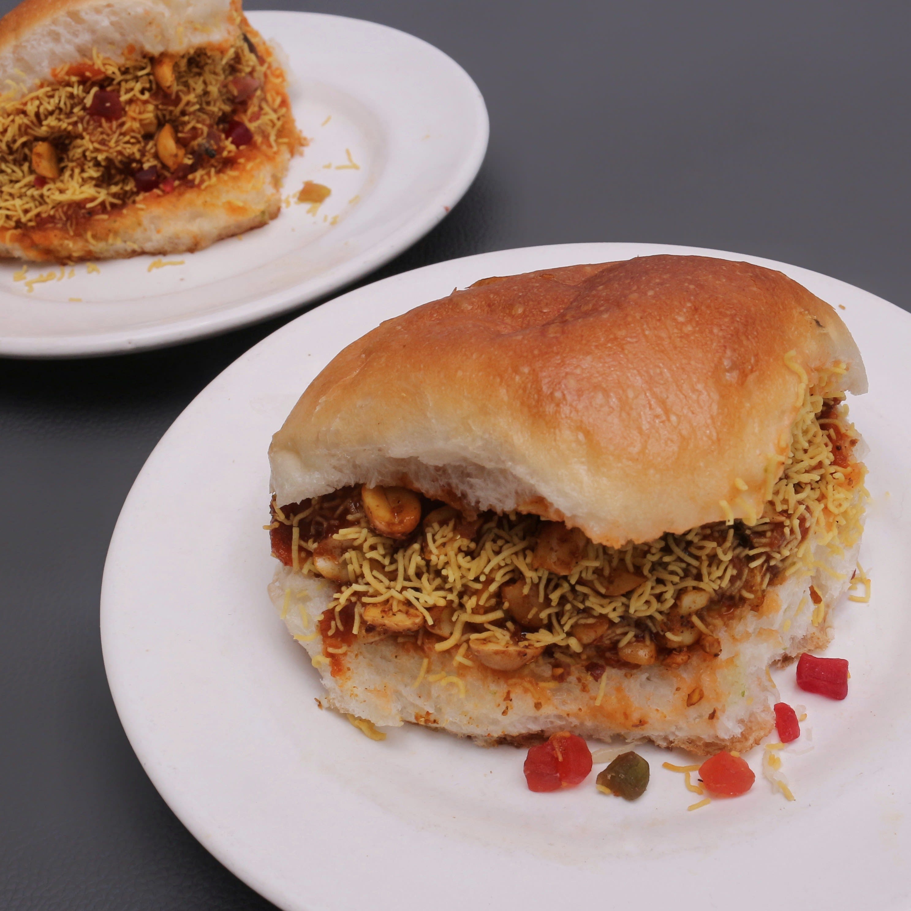 Dilkhush Dabeli & Vadapav - Logo
