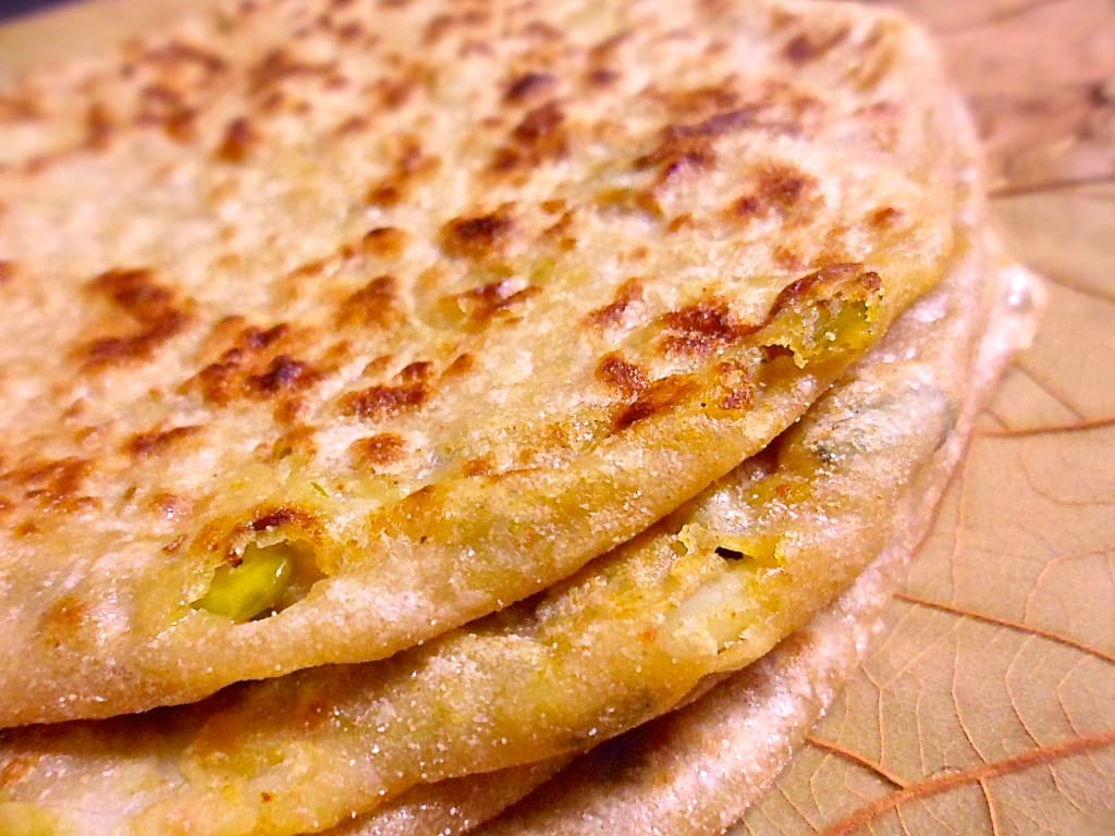 DILLI CHAT BHANDAR - Logo