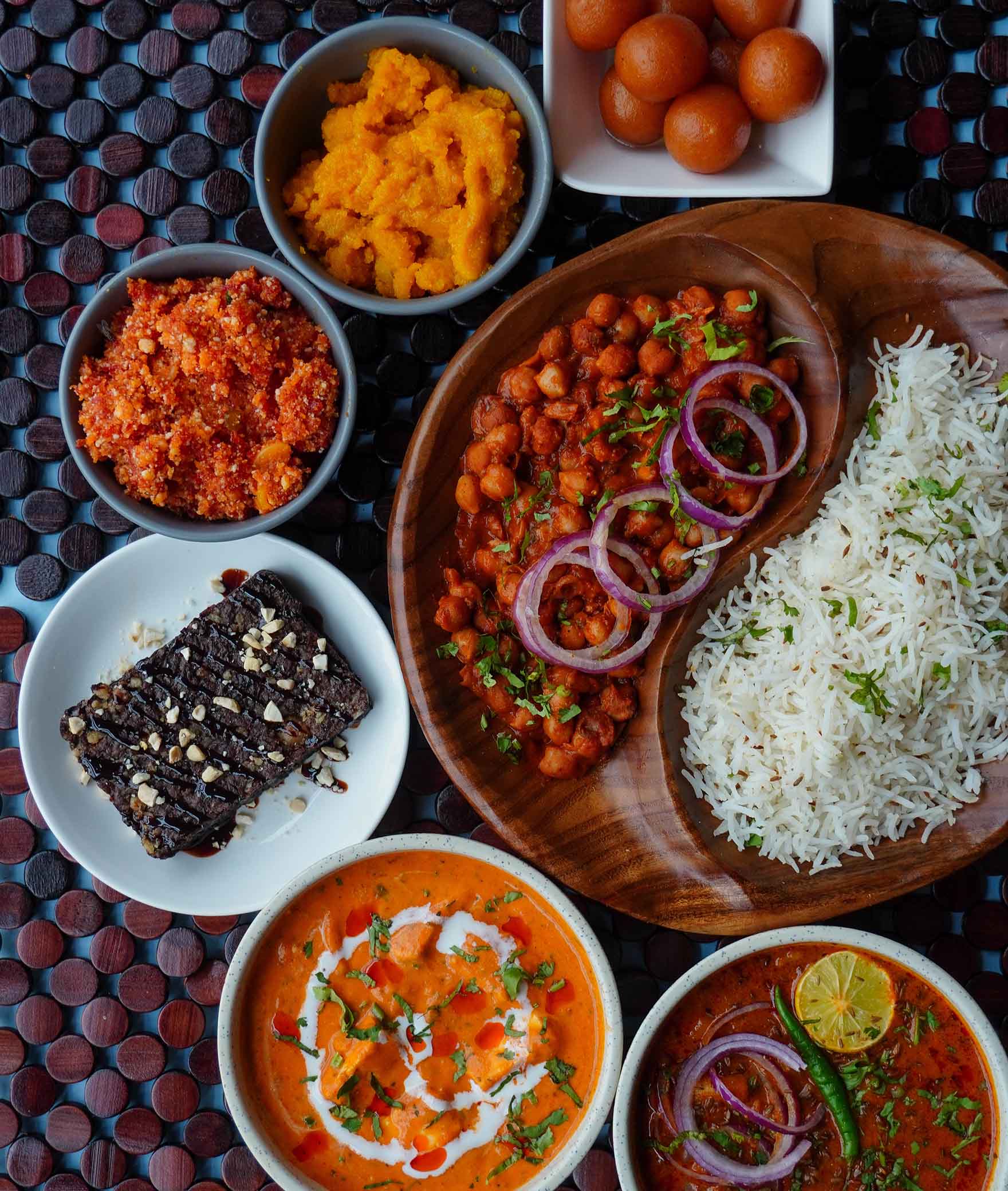 Dilli Tiffin - Logo