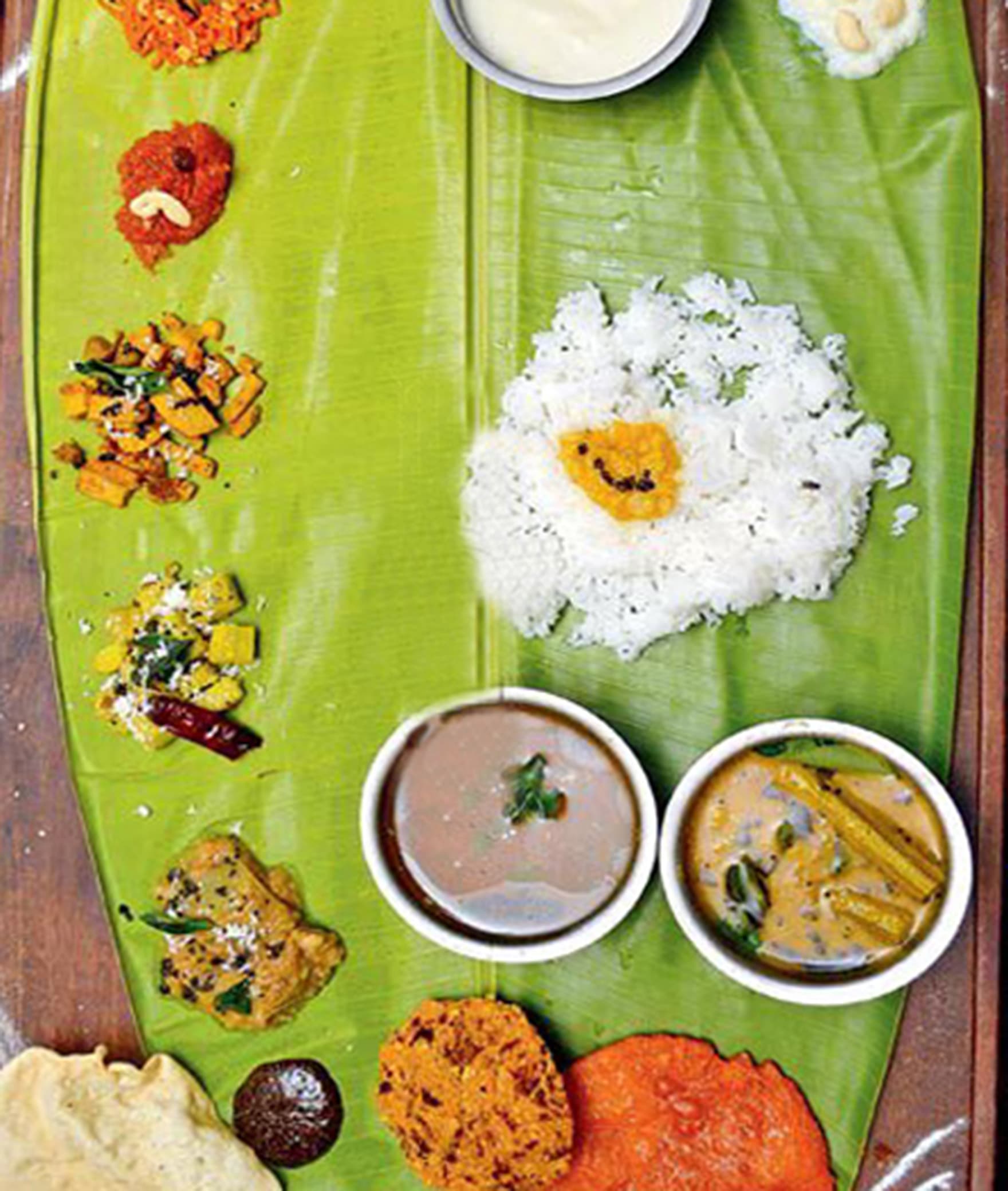 DilMil Delicacies - Logo