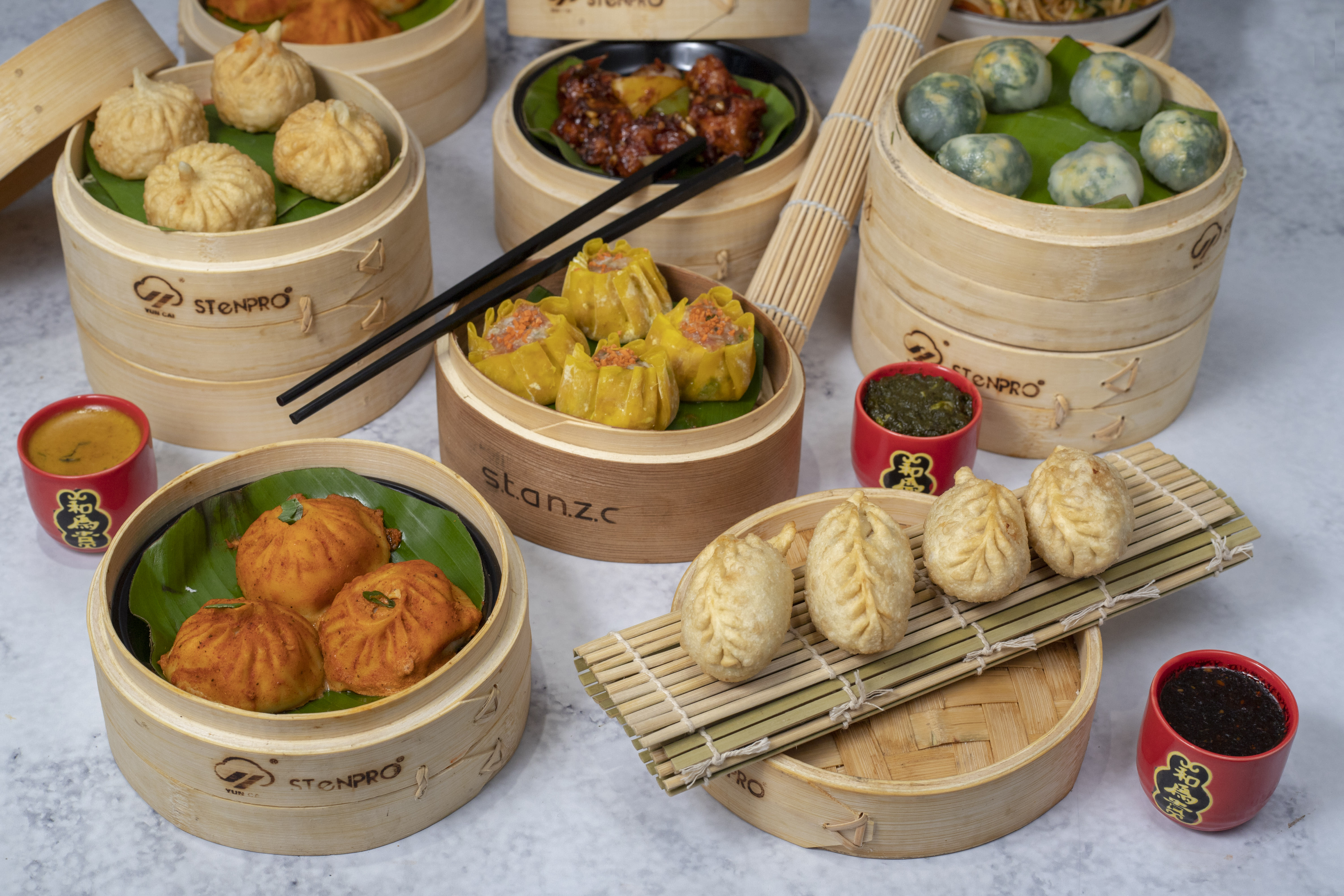 Dimsum (MOMO) Express - Logo