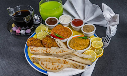 Dincy'S Kitchen - Logo