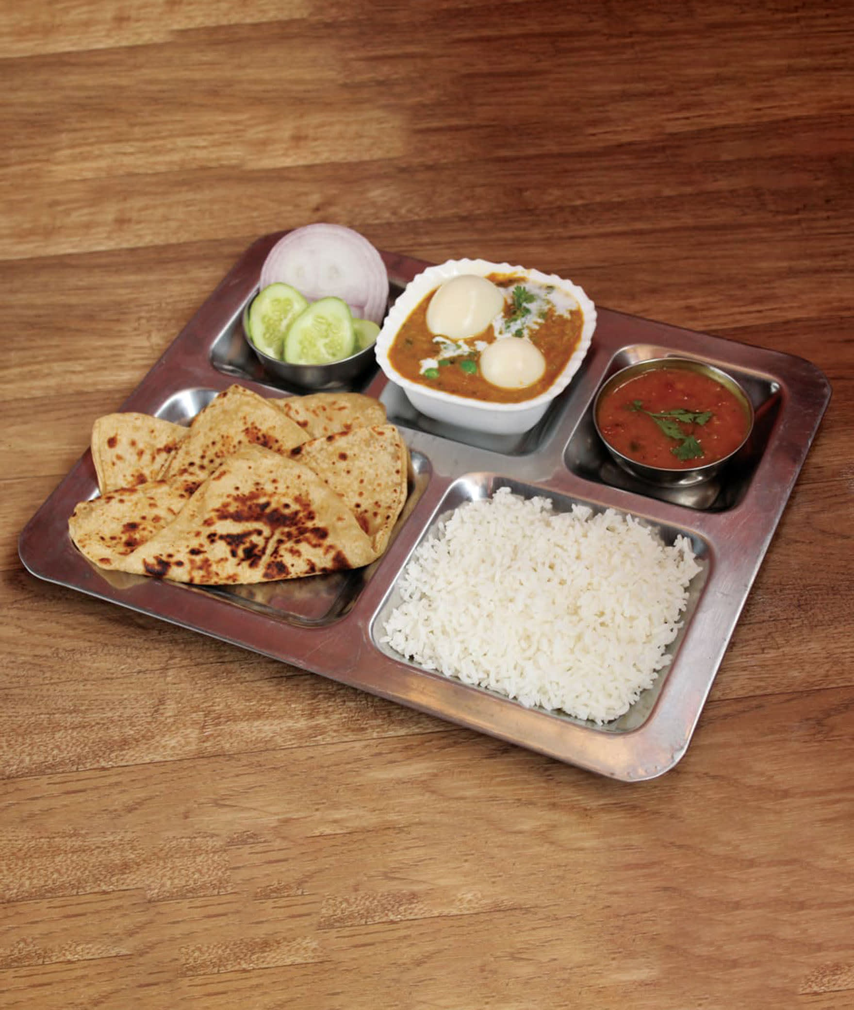 DINESH DA DHABA - Logo