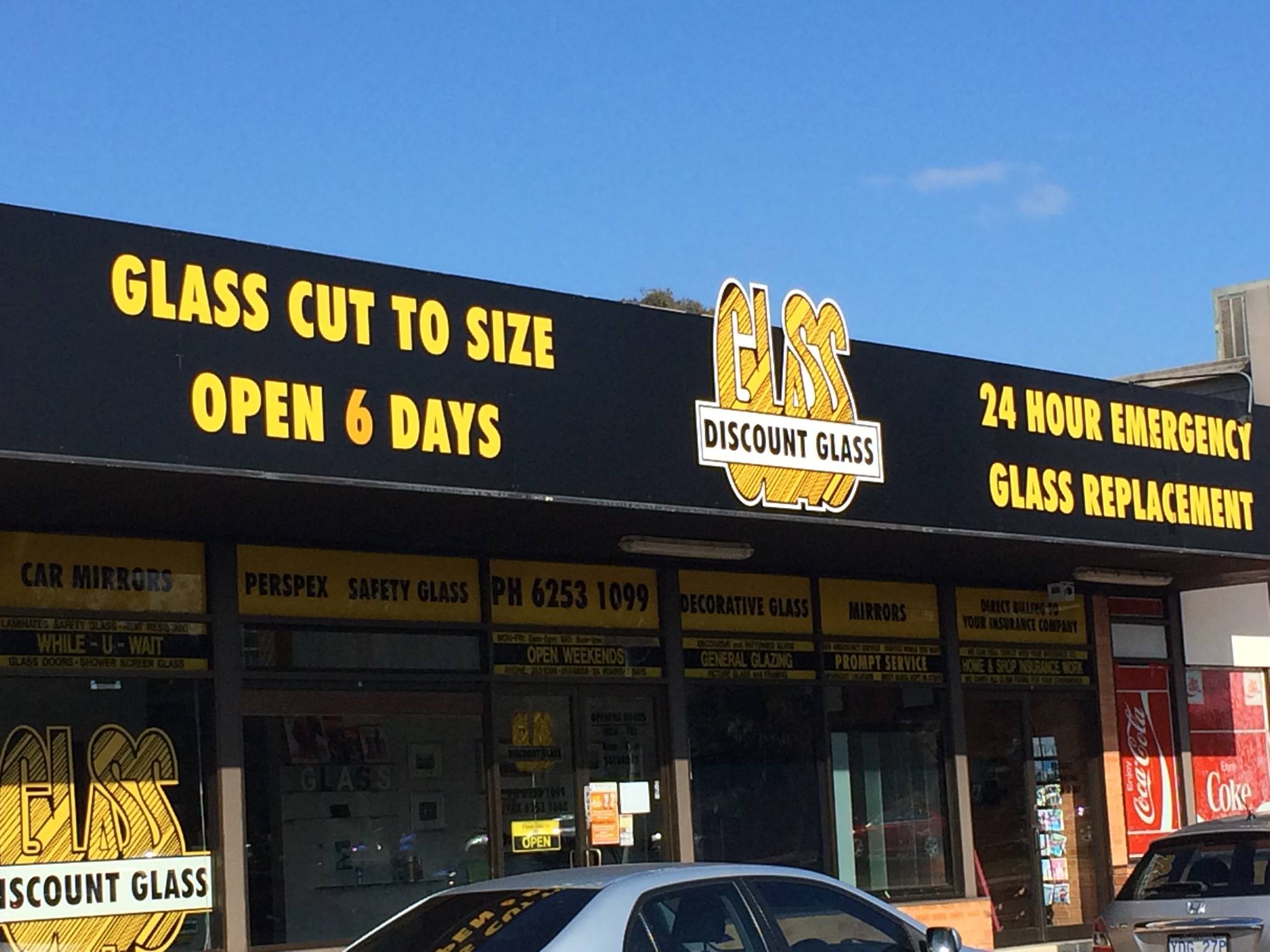 Discount Glass - Logo