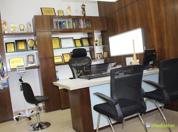 Divyansh Neuro Clinic - Logo