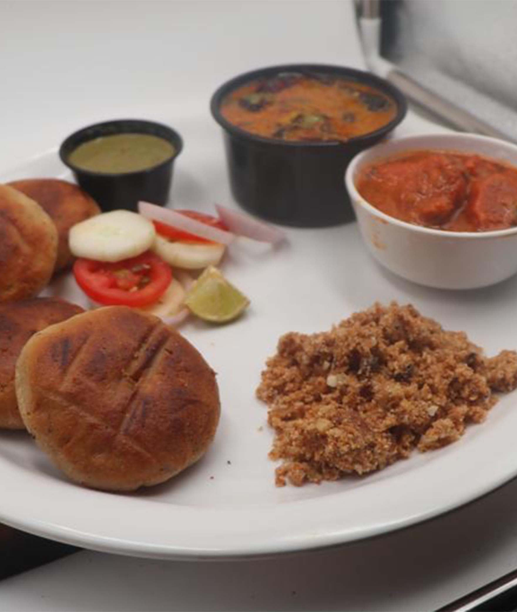 Divya's Zesty Aroma - Logo