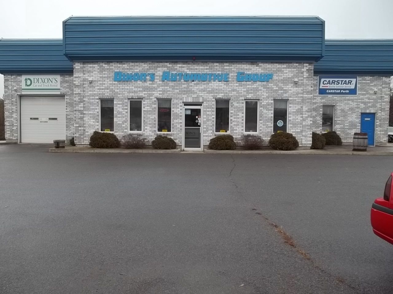 Dixon&s;s Car and Truck Rental - Logo