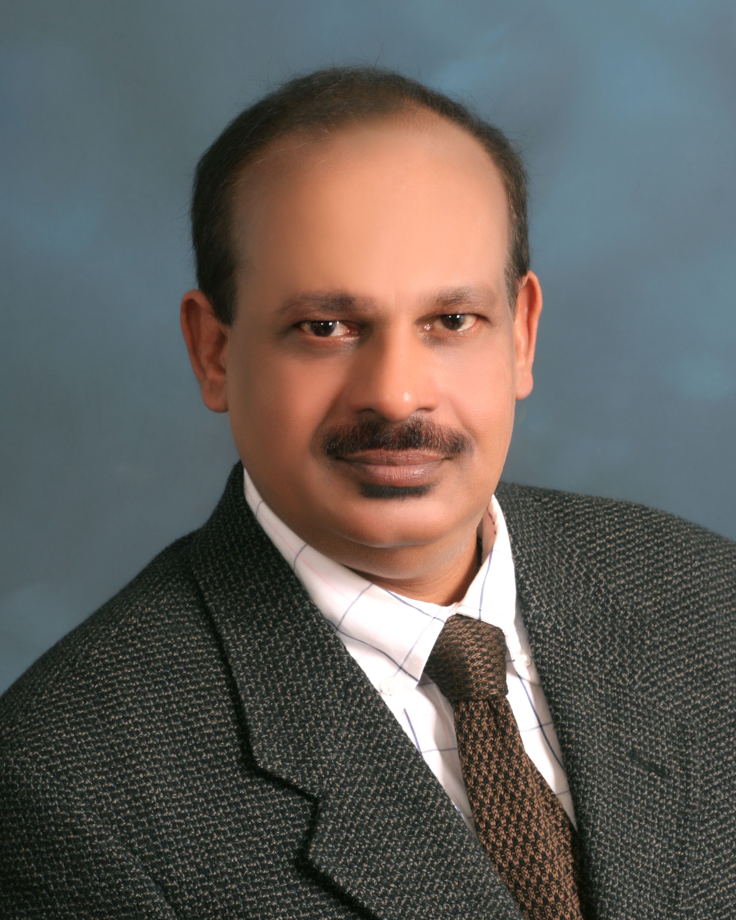 DLC Home Capital Solutions - Feroze (Fred) Adil - Logo