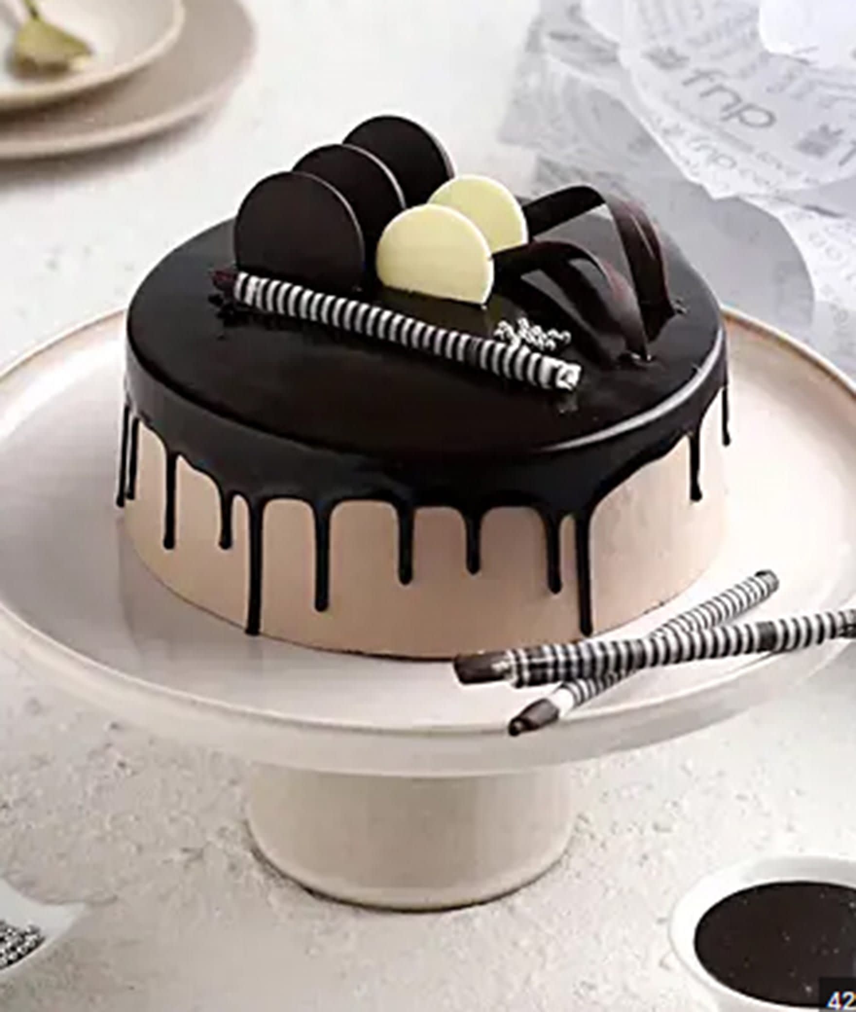 D Light Cake Shop - Logo