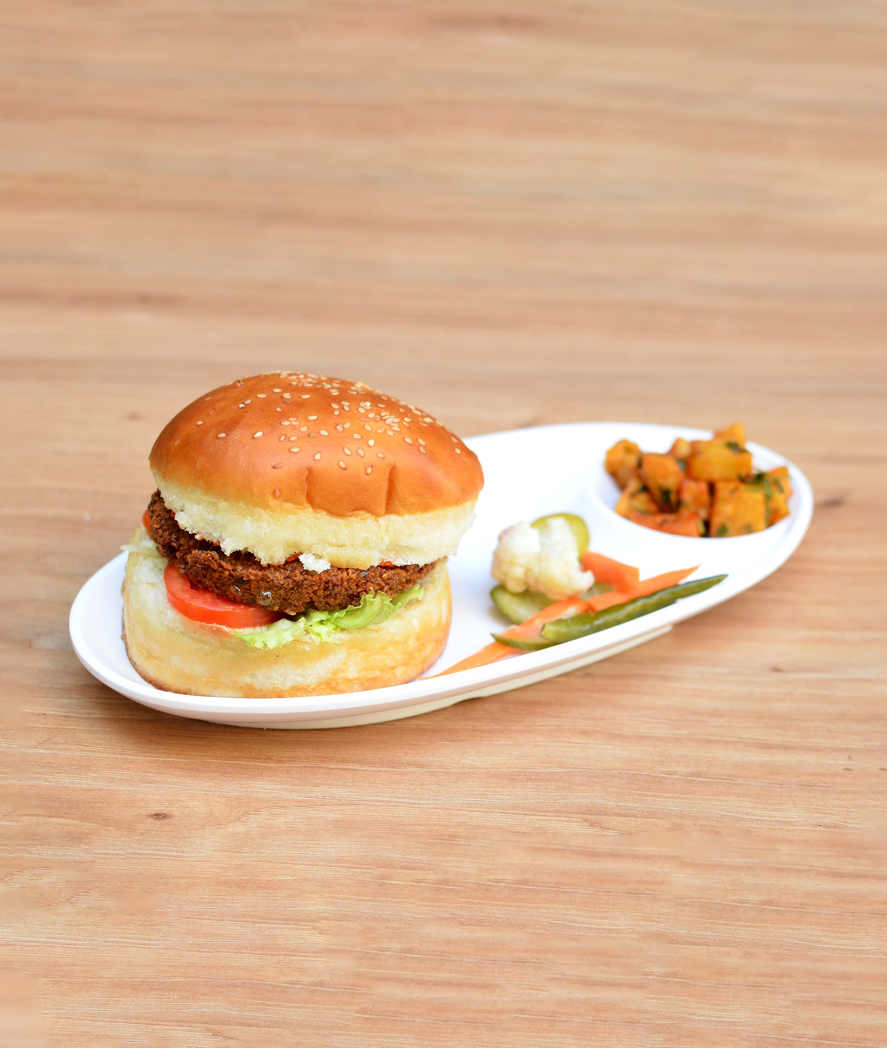 D'Lucious Burgers - Logo
