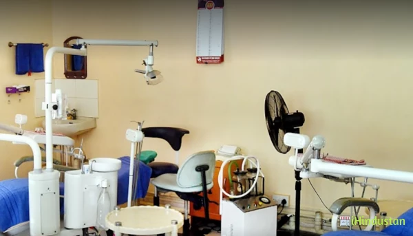 Doctor's Dental Clinic - Logo