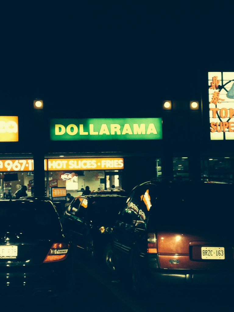 Dollarama - Logo